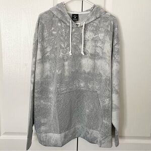 NWT Nike Cloud Gray Tie Dye Training Hoodie Women’s Size 1X (DQ1159-010)